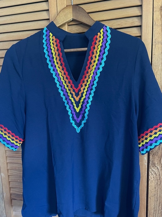 Tops - Women’s Navy Embroidered V-Neck Top with Rainbow Trim size medium.
